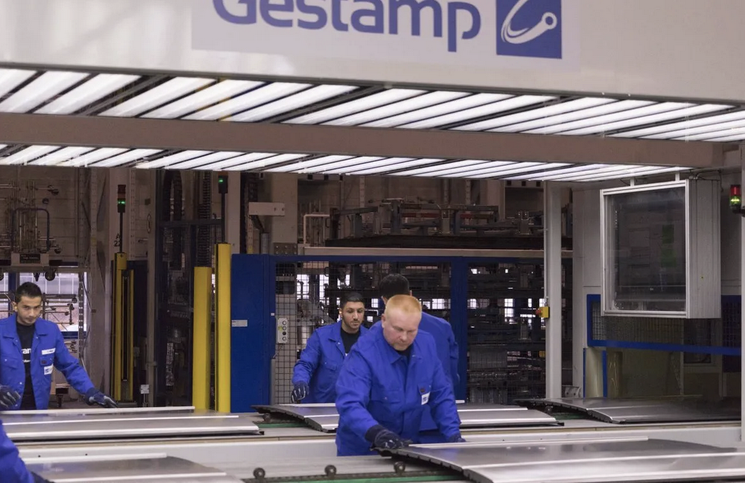 Produktion beim Autozulieferer Gestamp 